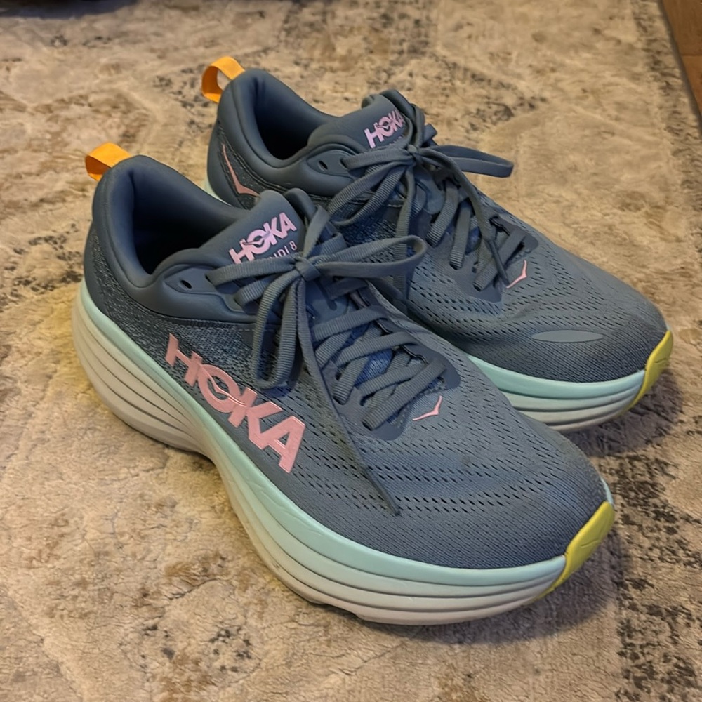 Hoka Bondi 8